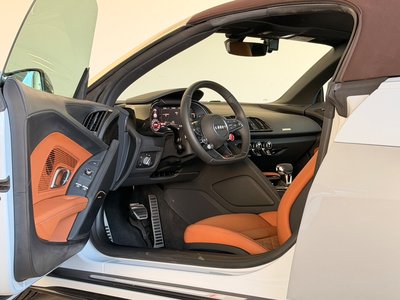 2022 AUDI R8 SPYDER thumbnail 26