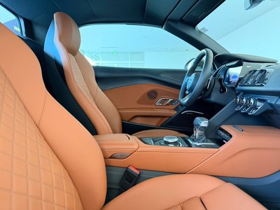 2022 AUDI R8 SPYDER thumbnail 38
