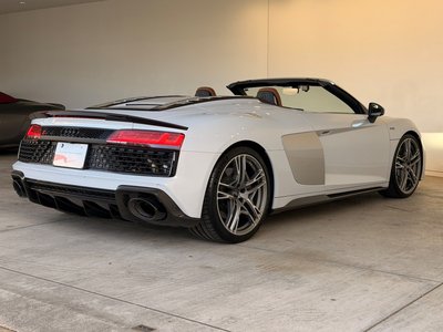2022 AUDI R8 SPYDER thumbnail 18