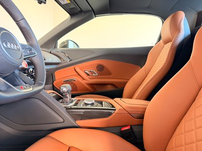 2022 AUDI R8 SPYDER thumbnail 25