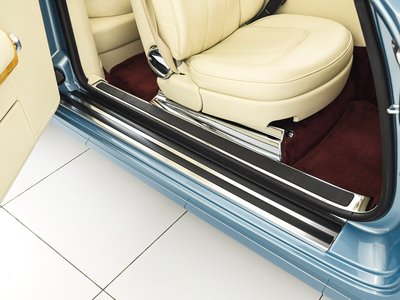 2013 ROLLS-ROYCE PHANTOM DROPHEAD COUPE — фото 26