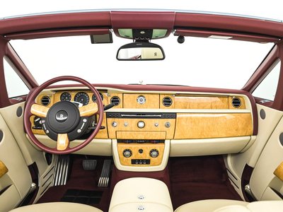 2013 ROLLS-ROYCE PHANTOM DROPHEAD COUPE — фото 21