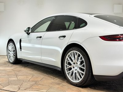 2020 Porsche PANAMERA thumbnail 72