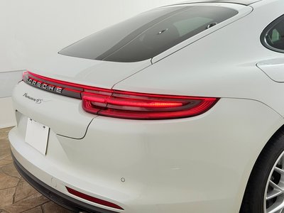 2020 Porsche PANAMERA thumbnail 56