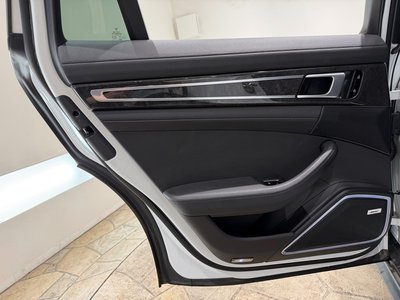 2020 Porsche PANAMERA thumbnail 26