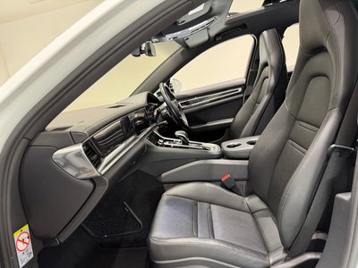 2020 Porsche PANAMERA thumbnail 21