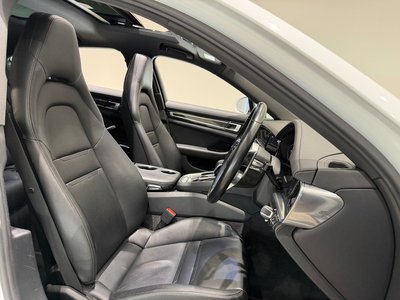 2020 Porsche PANAMERA thumbnail 17