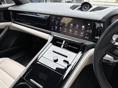 2024 Porsche PANAMERA thumbnail 19