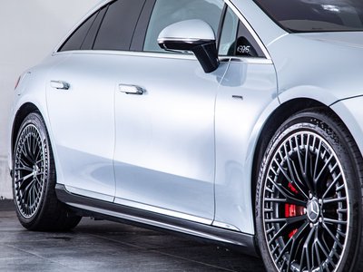 2024 Mercedes-BENZ EQS AMG thumbnail 25