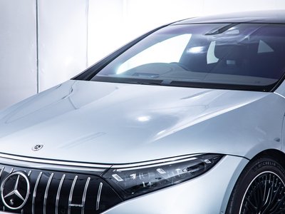 2024 Mercedes-BENZ EQS AMG thumbnail 18