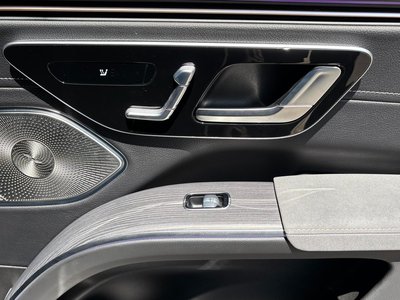 2025 Mercedes-BENZ EQS thumbnail 43