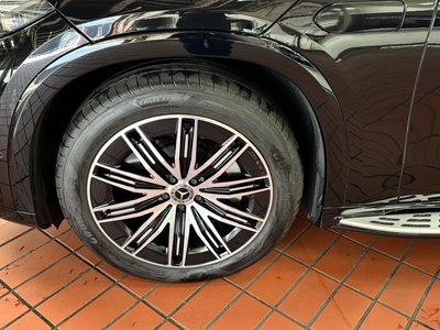 2025 Mercedes-BENZ EQS photo 4