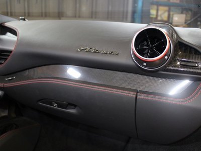 صورة 7 لـ 2022 Ferrari F8 SPIDER