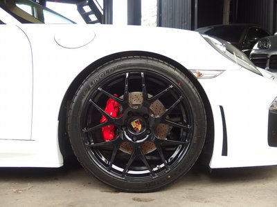 2015 Porsche 911 thumbnail 23