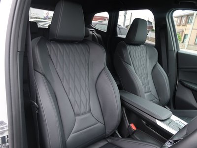2025 BMW X1 photo 14