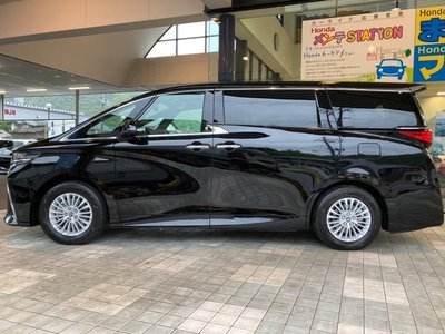 2026 Toyota ALPHARD — фото 15
