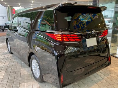 2026 Toyota ALPHARD — фото 12