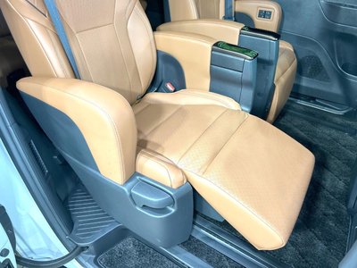2024 Toyota VELLFIRE — фото 13