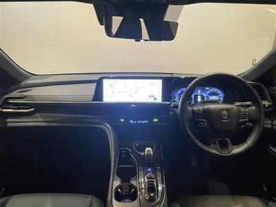 صورة 7 لـ 2023 Toyota CROWN SPORT