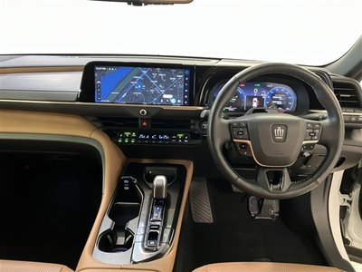 2024 Toyota CROWN SPORT photo 10