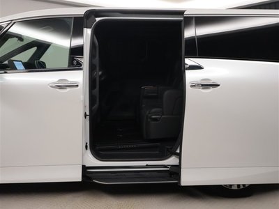 2025 Toyota ALPHARD — фото 33