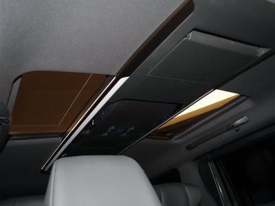 2025 Toyota ALPHARD — фото 11