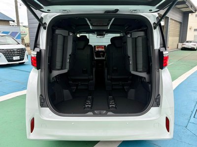 2025 Toyota ALPHARD thumbnail 16