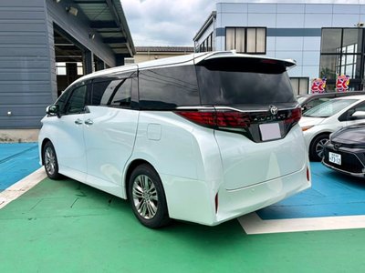 2025 Toyota ALPHARD thumbnail 8