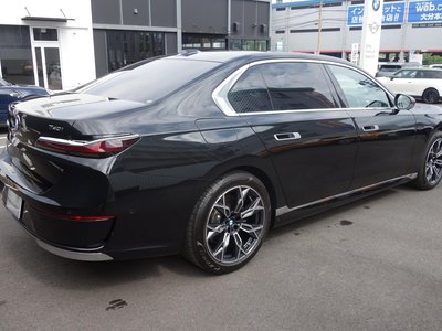 2023 BMW 7 SERIES photo 5