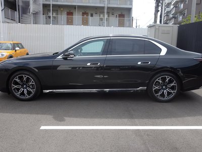 2023 BMW 7 SERIES photo 10
