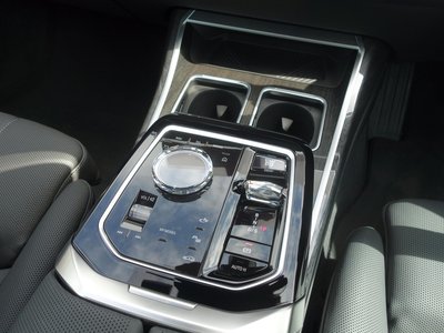 2023 BMW 7 SERIES photo 15