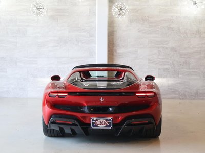 2023 Ferrari 296 GTS 照片 8