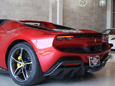 2023 Ferrari 296 GTS 照片 62