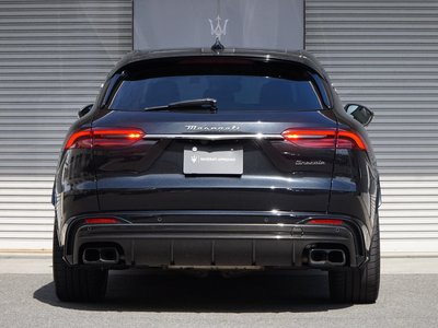 صورة 6 لـ 2023 Maserati GRECALE