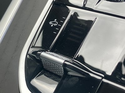 2020 BMW X7 thumbnail 74
