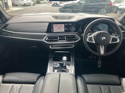 2020 BMW X7 photo 16