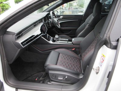 صورة 10 لـ 2024 AUDI RS7 SPORTBACK