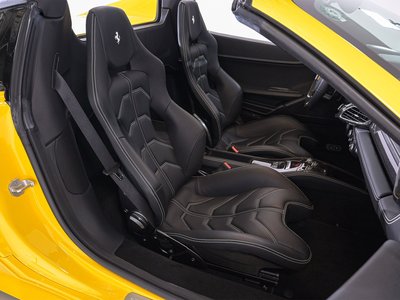 2015 Ferrari 458 SPIDER 照片 15