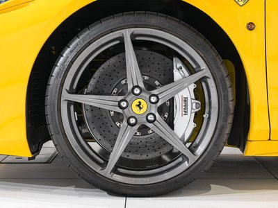 2015 Ferrari 458 SPIDER thumbnail 21