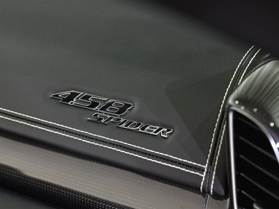 2015 Ferrari 458 SPIDER thumbnail 51