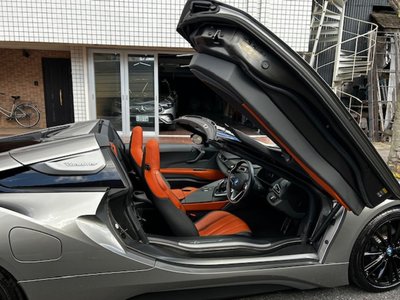 2018 BMW I8 ROADSTER photo 13
