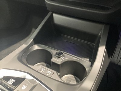 2026 BMW 1 SERIES thumbnail 30