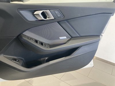 2026 BMW 1 SERIES thumbnail 39