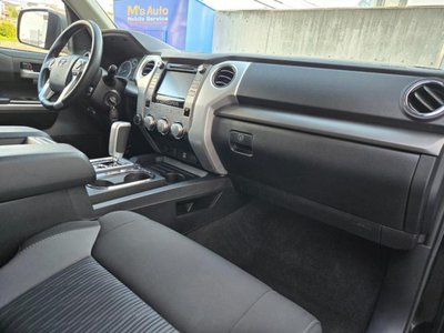 2017 Toyota TUNDRA 照片 16
