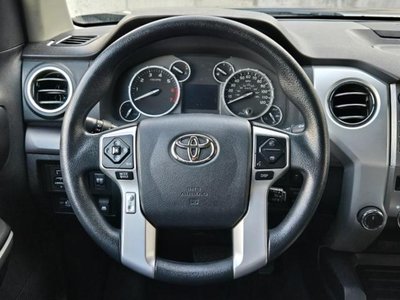 2017 Toyota TUNDRA thumbnail 24