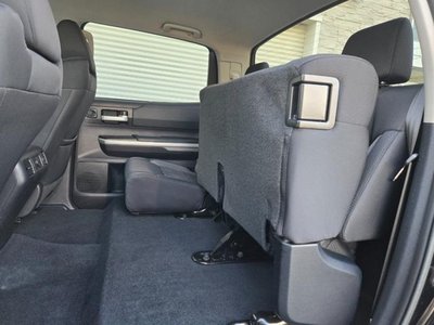 2017 Toyota TUNDRA thumbnail 30
