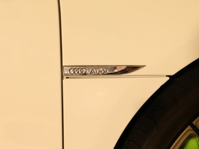 صورة 55 لـ 2009 AUDI R8