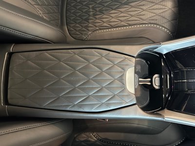 2026 Aston Martin DB12 — миниатюра 37