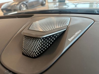 2026 Aston Martin DB12 — миниатюра 33