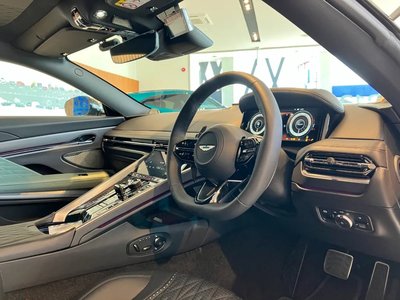 2026 Aston Martin DB12 — миниатюра 20